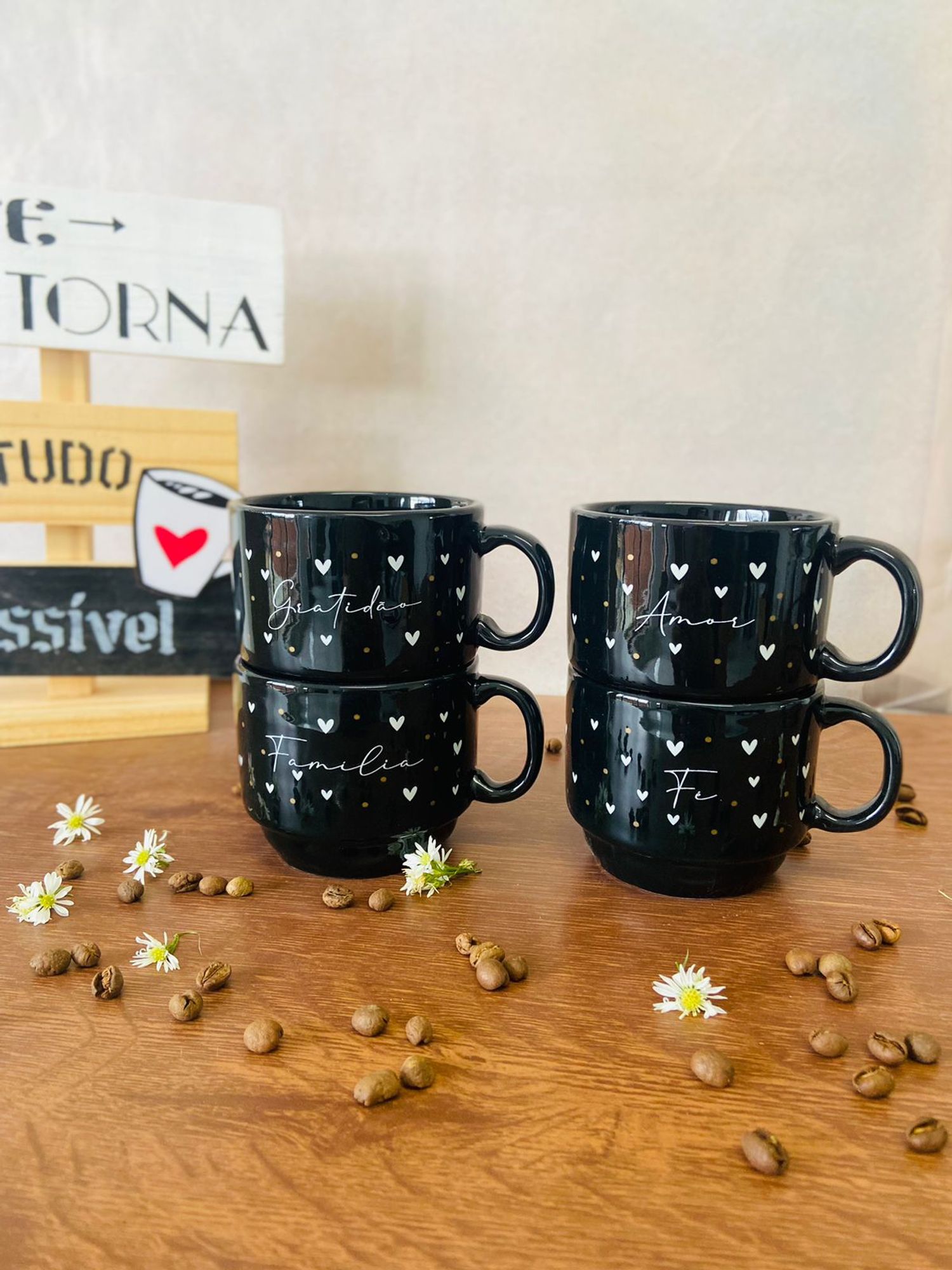 Jogo De 4 Xícaras Porcelana Preta Frases ...