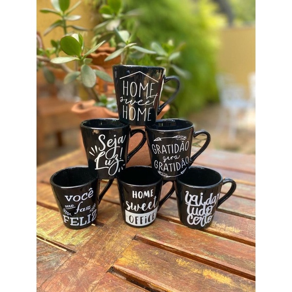 Jogo 6 xícaras pretas decoradas