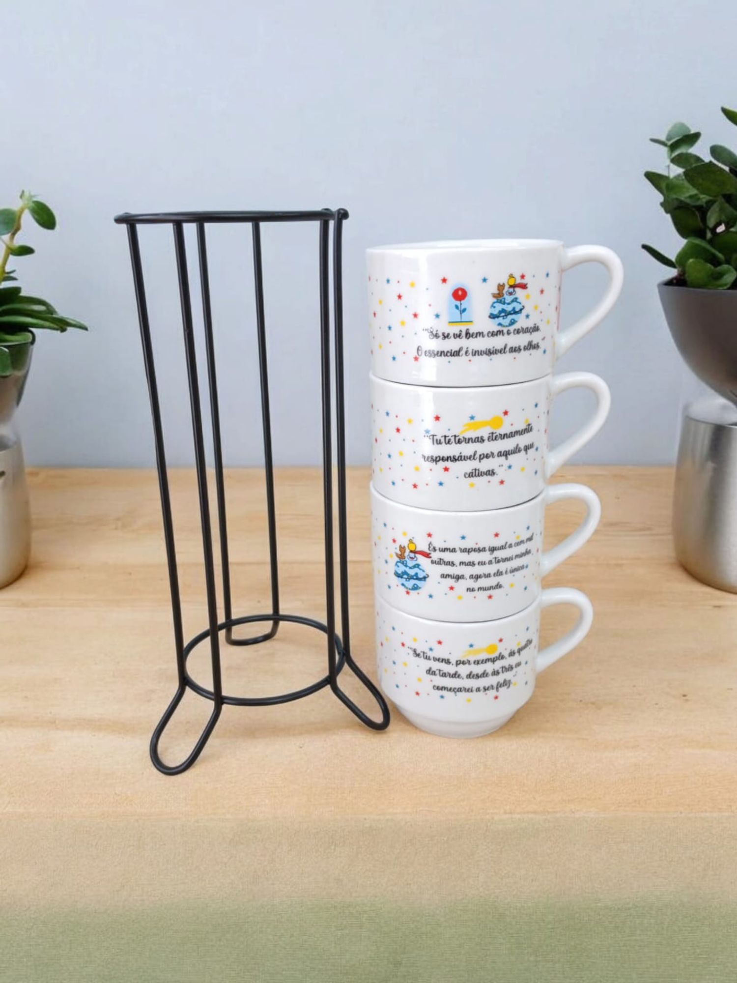 Jogo De 4 Xicaras Café Chá Porcelana pequ...