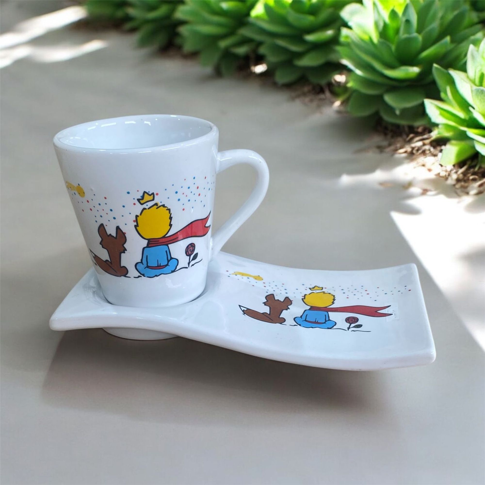 Kit Caneca Porcelana Coração E Pratinho O...