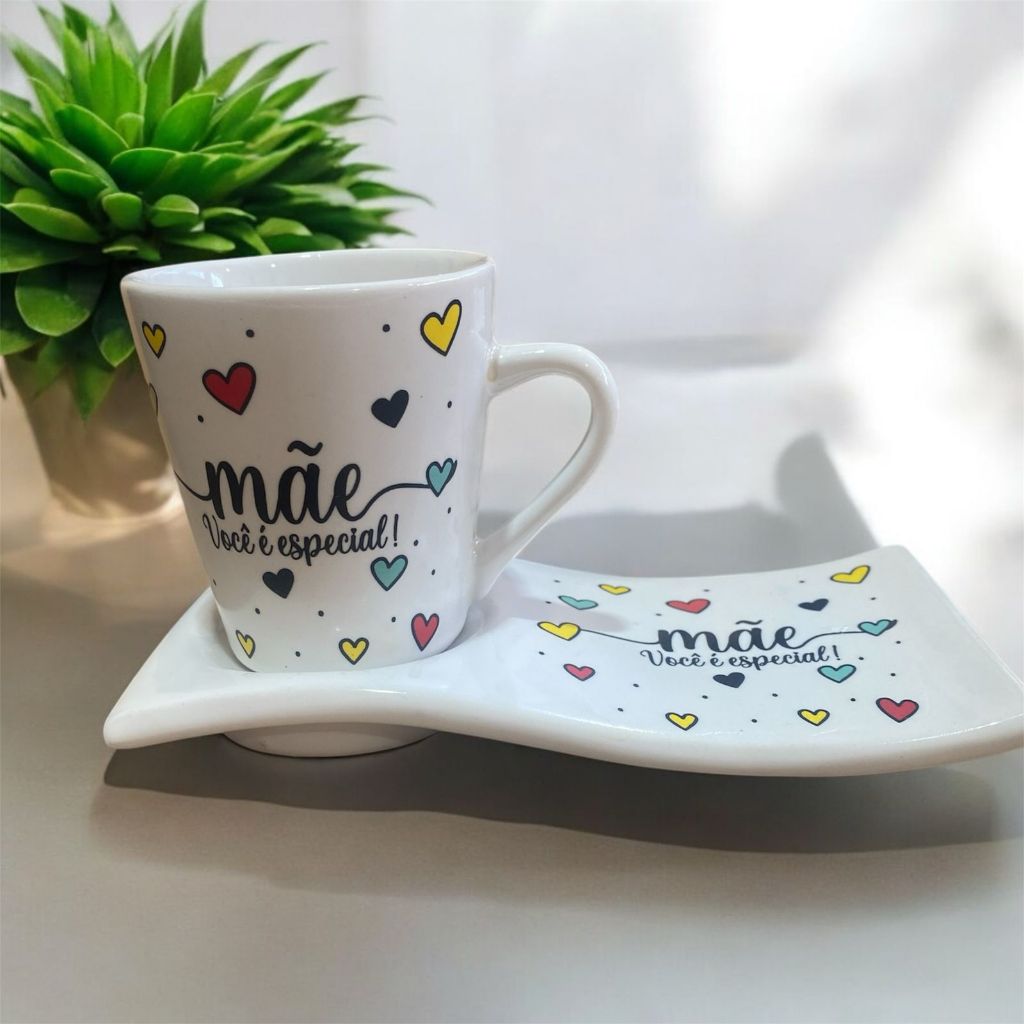 Kit Caneca Porcelana  E Pratinho Ondulado...